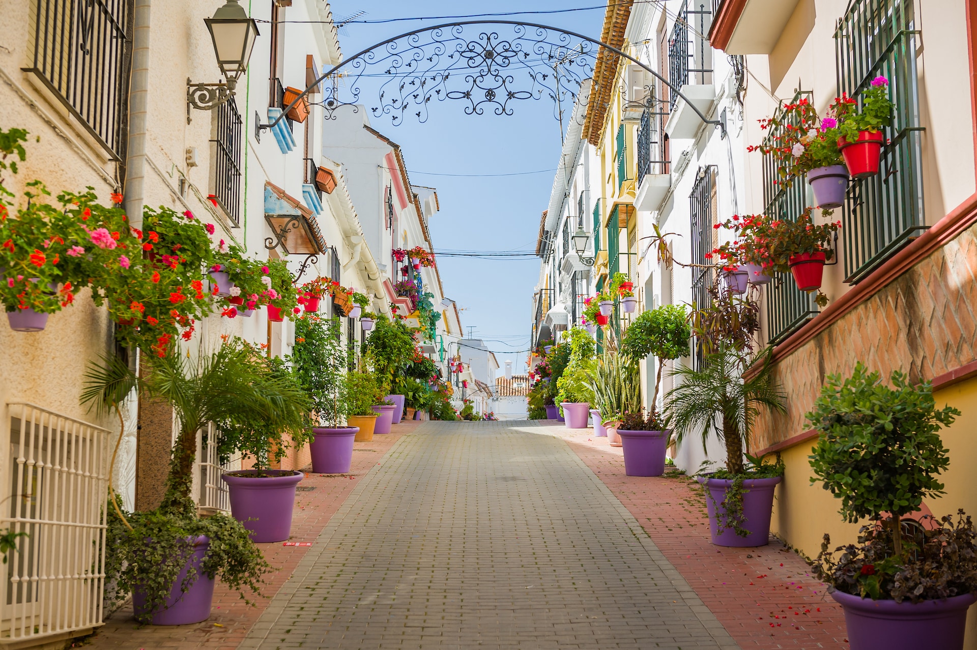 Vista de una de las calles de Estepona